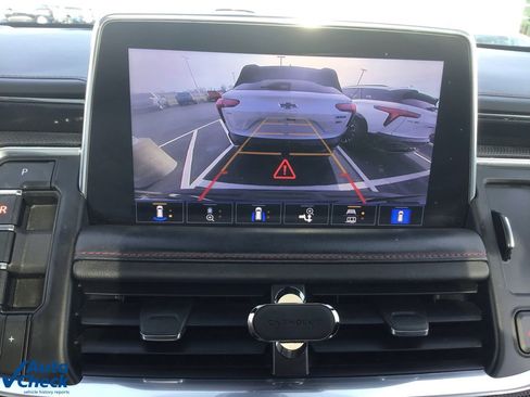 Used 2021 Chevrolet Suburban RST w/ Luxury Package image 49