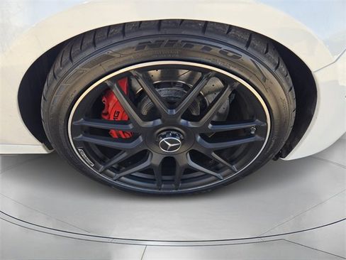 Used 2018 Mercedes-Benz E 63 AMG S image 9