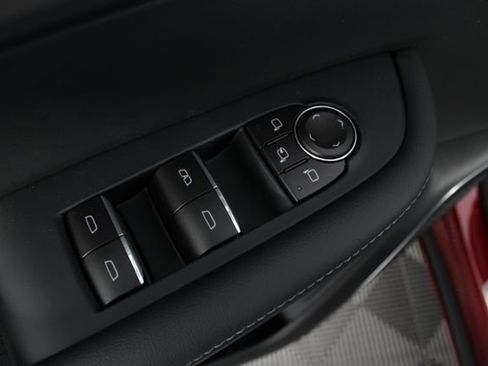 New 2026 Buick Enclave Avenir w/ Super Cruise Package FWD image 18