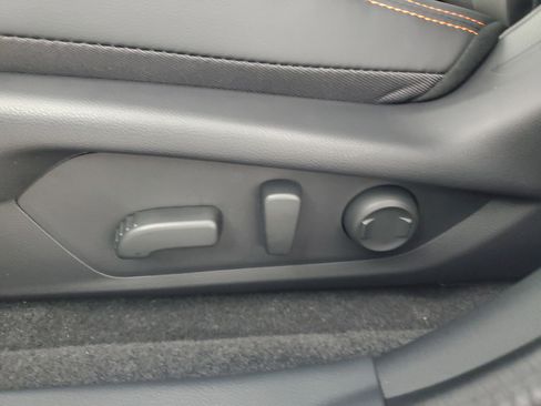 New 2025 Subaru Crosstrek 2.5i Limited image 34