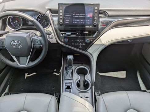 Used 2023 Toyota Camry XLE AWD/4WD image 30