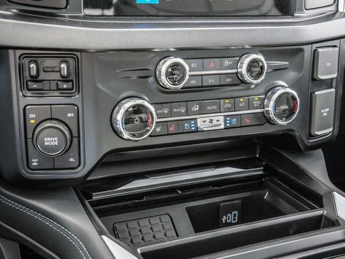 New 2026 Ford F250 Platinum AWD/4WD image 39
