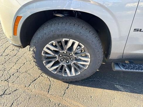 New 2026 Chevrolet Suburban Z71 w/ Z71 Off-Road Package image 34