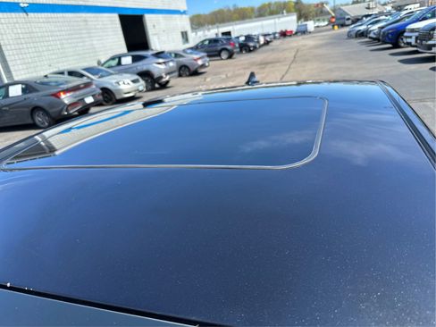 Used 2020 Ford Fusion Titanium FWD image 12