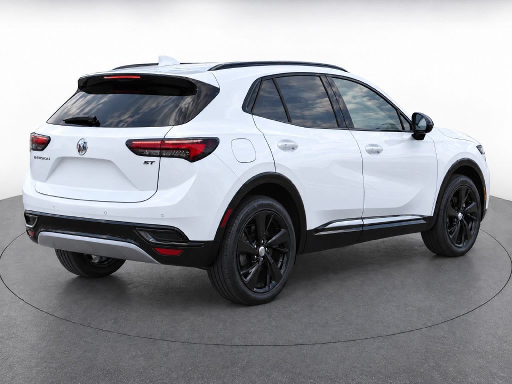 Used 2021 Buick Envision Essence w/ Sport Touring Package FWD image 3