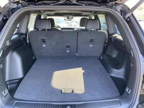 New 2026 Jeep Grand Cherokee Altitude image 5