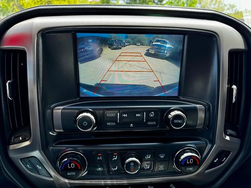 Used 2017 GMC Sierra 1500 SLT AWD/4WD image 12