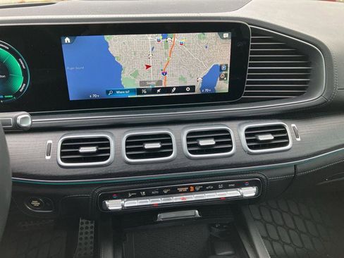 Used 2021 Mercedes-Benz GLS 580 4MATIC image 21