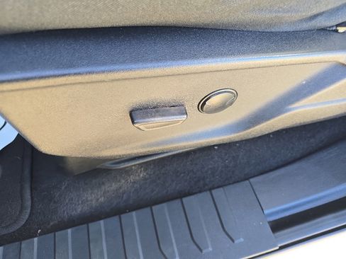 Used 2023 Ford F150 XLT image 20