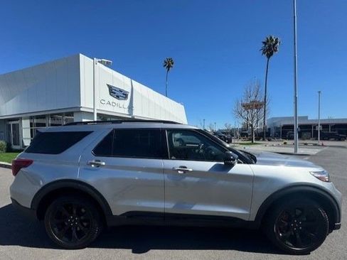 Used 2024 Ford Explorer ST w/ Equipment Group 401A image 6