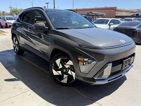 Used 2025 Hyundai Kona Limited FWD image 6