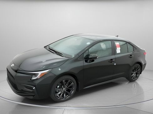New 2026 Toyota Corolla SE FWD image 2