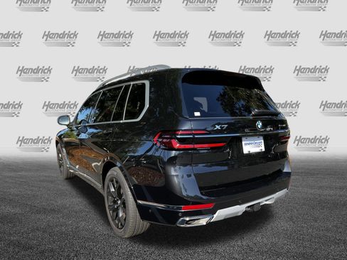 Used 2024 BMW X7 xDrive40i w/ Parking Assistance Package image 7