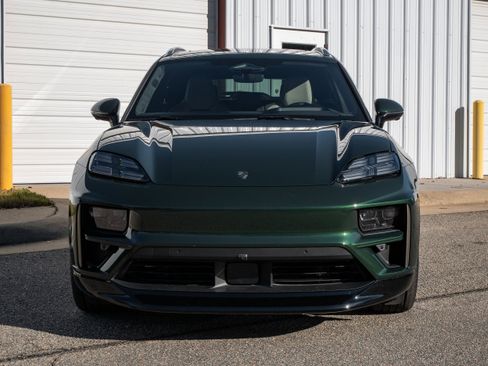 Used 2024 Porsche Macan Turbo Electric w/ Premium Package image 10