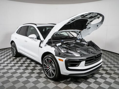 New 2026 Porsche Macan S AWD/4WD image 36
