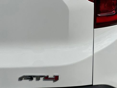 Certified 2022 GMC Acadia AT4 w/ Preferred Package image 29