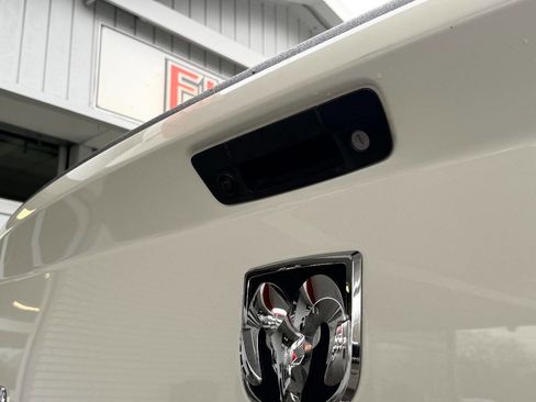 Used 2018 RAM 3500 Laramie Longhorn image 10