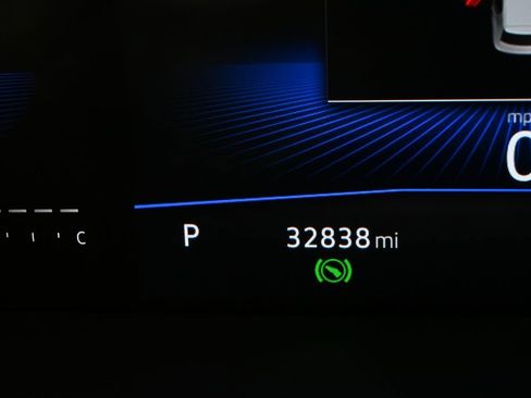 Used 2023 Volkswagen Tiguan SE image 12