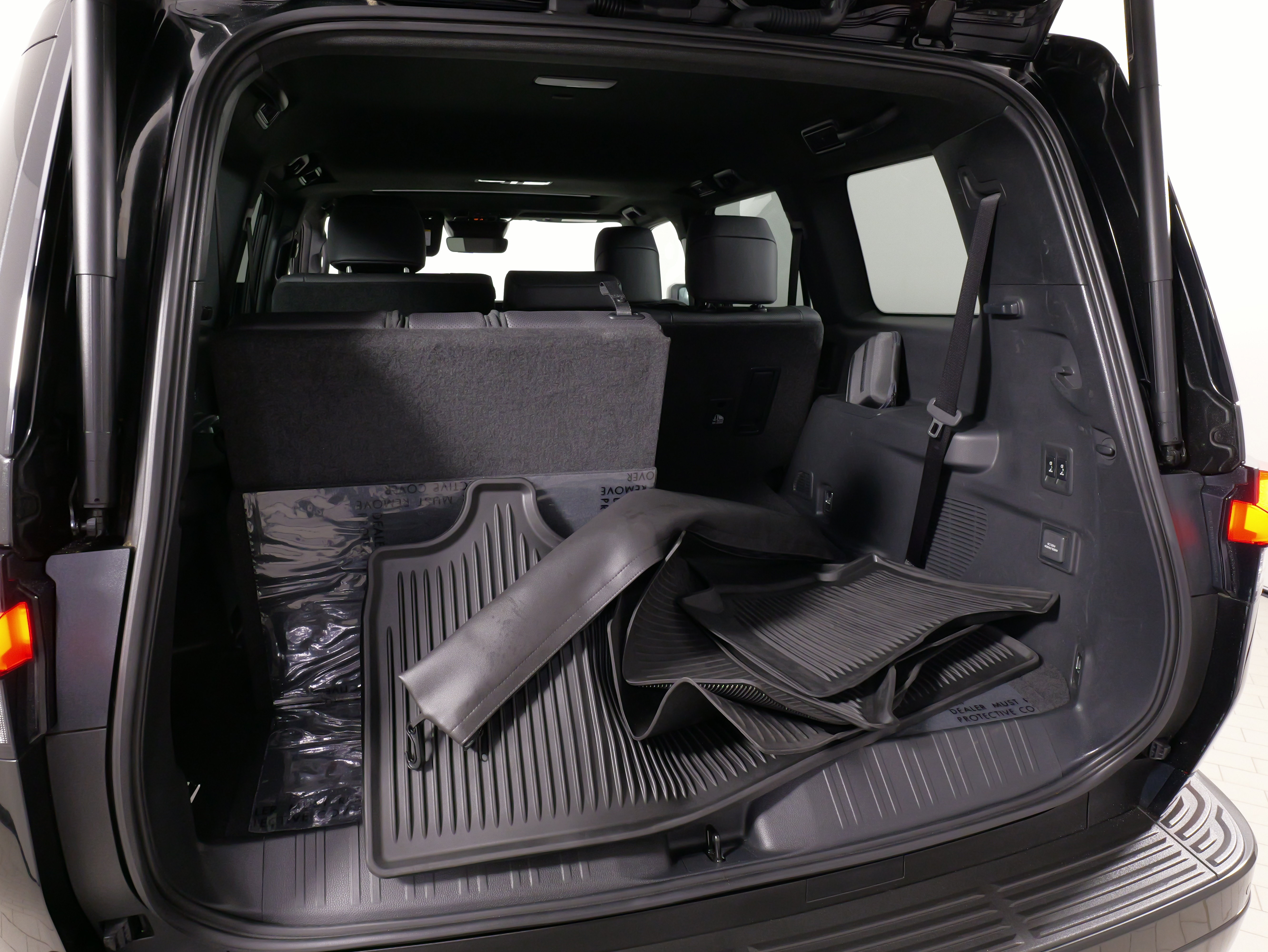 Used 2024 Lexus GX 550 w/ Accessory Package (2T) AWD/4WD image 55