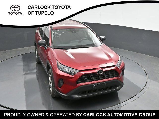 Used 2019 Toyota RAV4 LE FWD image 29