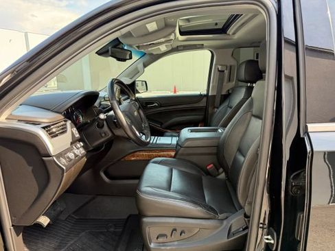 Used 2019 Chevrolet Suburban Premier w/ Max Trailering Package AWD/4WD image 16