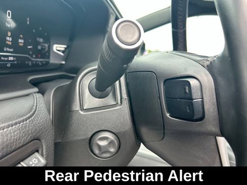 Used 2023 GMC Yukon Denali RWD image 41