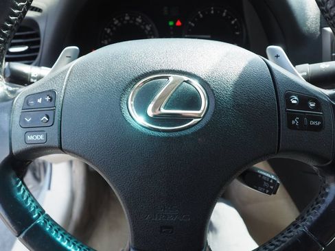 Used 2010 Lexus IS 250C RWD image 27