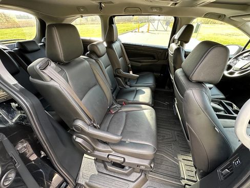 Used 2024 Honda Odyssey Touring image 14