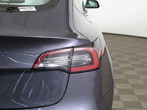 Used 2021 Tesla Model 3 Standard Range Plus RWD image 17
