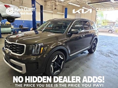 Certified 2025 Kia Telluride S AWD/4WD image 1