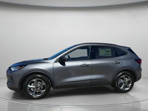 New 2026 Ford Escape ST-Line w/ Cold Weather Package FWD image 16