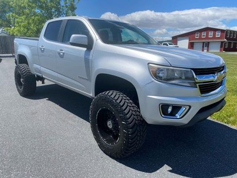 Used 2015 Chevrolet Colorado LT w/ LT Convenience Package AWD/4WD image 6