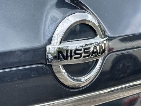 Used 2014 Nissan Rogue SL w/ SL Premium Package image 19