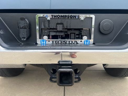 Used 2024 Chevrolet Silverado 1500 LT AWD/4WD image 6