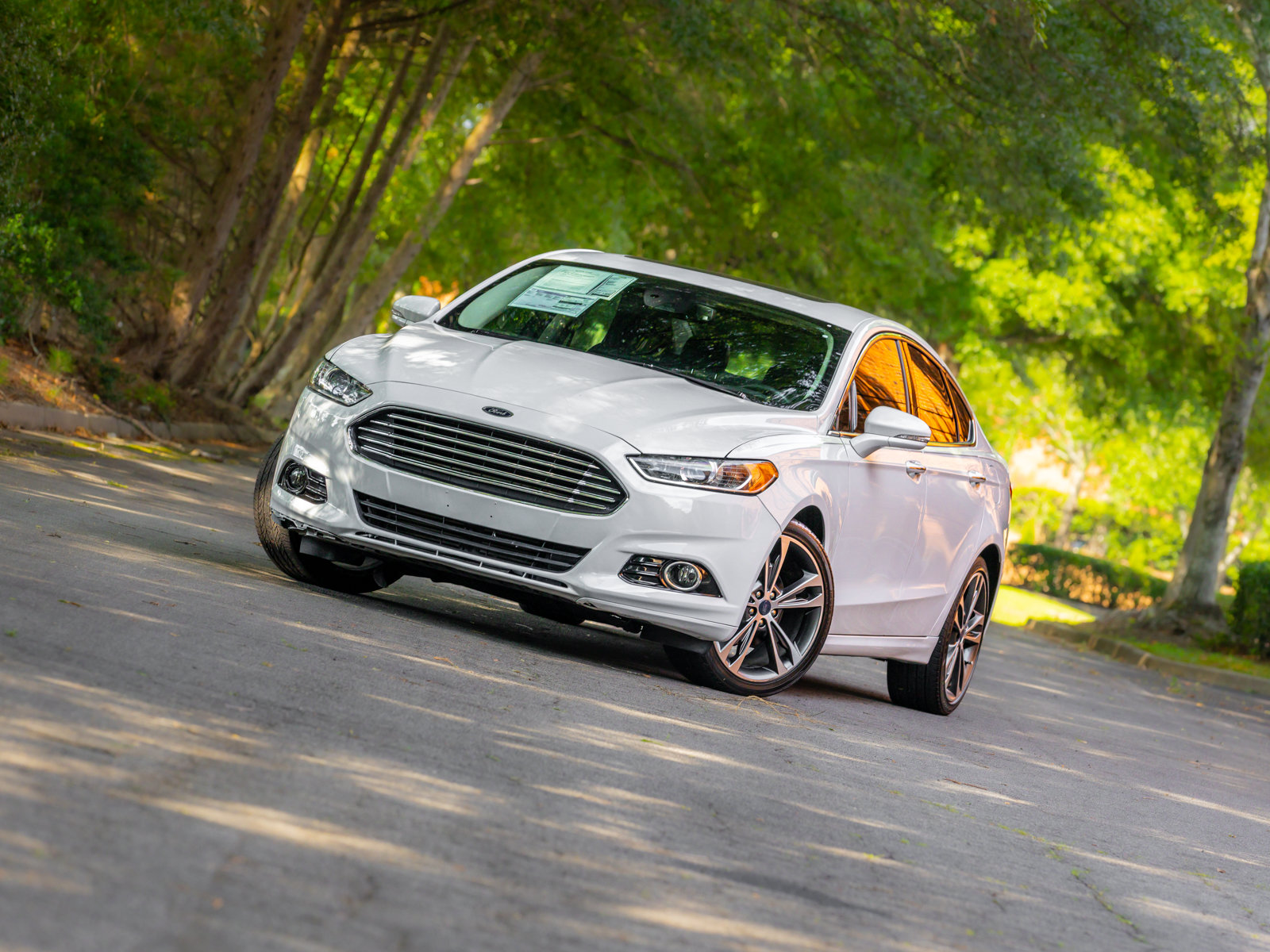 Used 2020 Ford Fusion Titanium FWD image 21