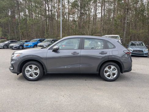 Used 2023 Honda HR-V LX image 6