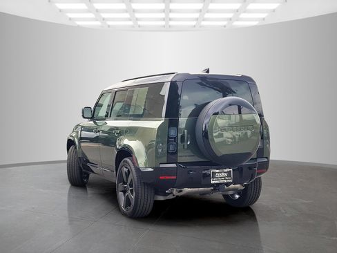 New 2026 Land Rover Defender 110 X AWD/4WD image 4