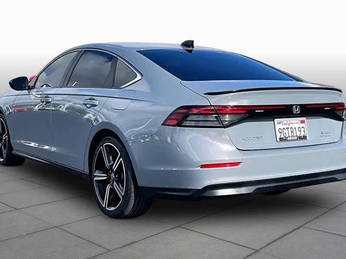 Used 2023 Honda Accord Sport image 11