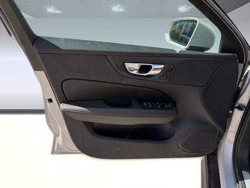 Certified 2025 Volvo V60 B5 Cross Country Plus image 12