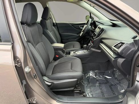 Used 2022 Subaru Forester Premium AWD/4WD image 48