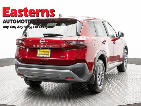 Used 2023 Nissan Rogue S AWD/4WD image 5