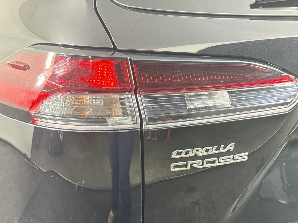Used 2026 Toyota Corolla Cross LE FWD image 35