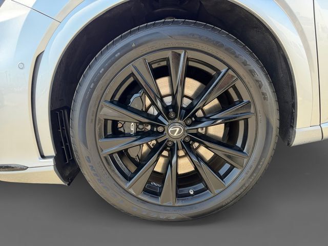 Used 2024 Lexus RX 500h F Sport w/ Convenience Package AWD/4WD image 12