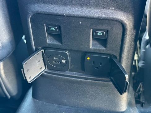 Used 2023 Ford Bronco Badlands AWD/4WD image 48
