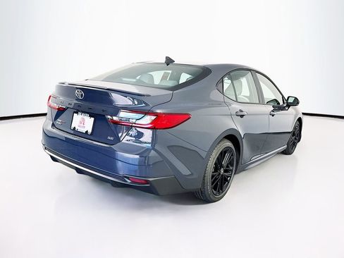 New 2026 Toyota Camry SE image 9