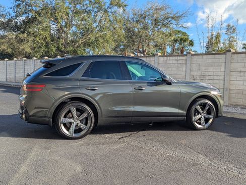 Used 2025 Genesis GV70 3.5T Sport w/ Sport Prestige Package image 7