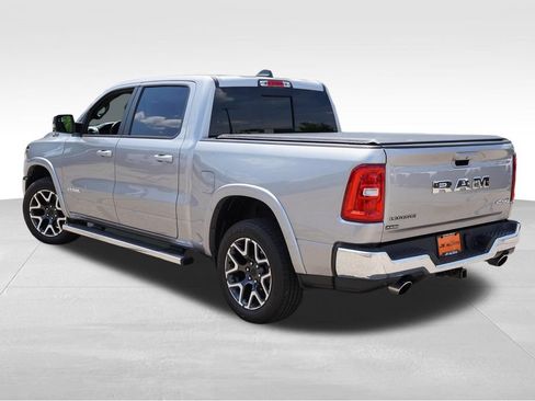 Certified 2025 RAM 1500 Laramie AWD/4WD image 7