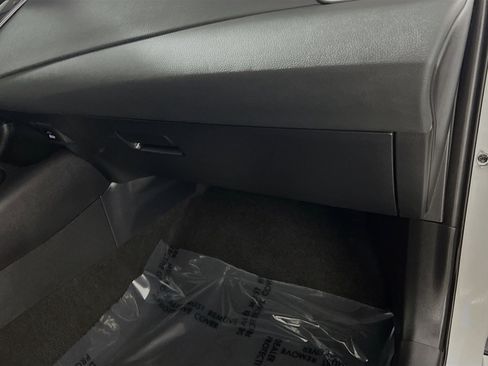 Used 2025 Toyota Corolla LE FWD image 35