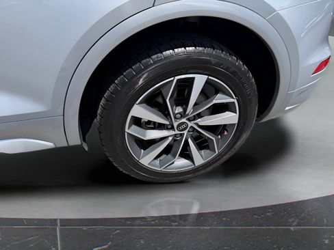 Used 2021 Audi Q5 2.0T Premium Plus AWD/4WD image 12