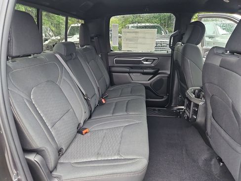 New 2026 RAM 1500 4x4 Crew Cab image 15